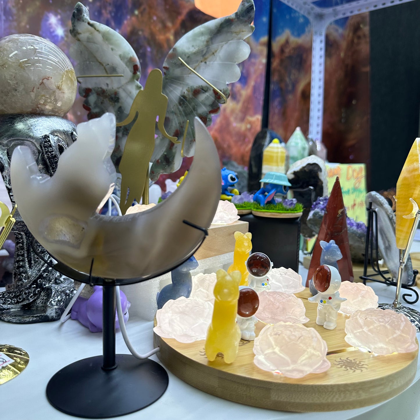 B Jessica's 50% OFF Crystals Towers Spheres Carvings Chips And Its Accessories (self-select)