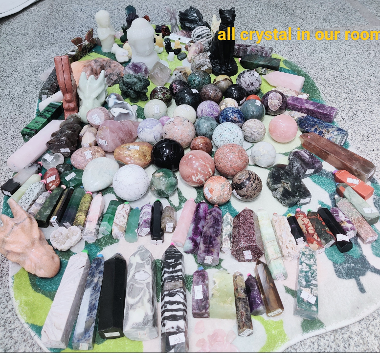 LULU's Crystals 70% off, over$50 get scarf ,over $100 get money tree ,follow+claim name= one free ring$1 does not enjoy free shipping！！！comment to win