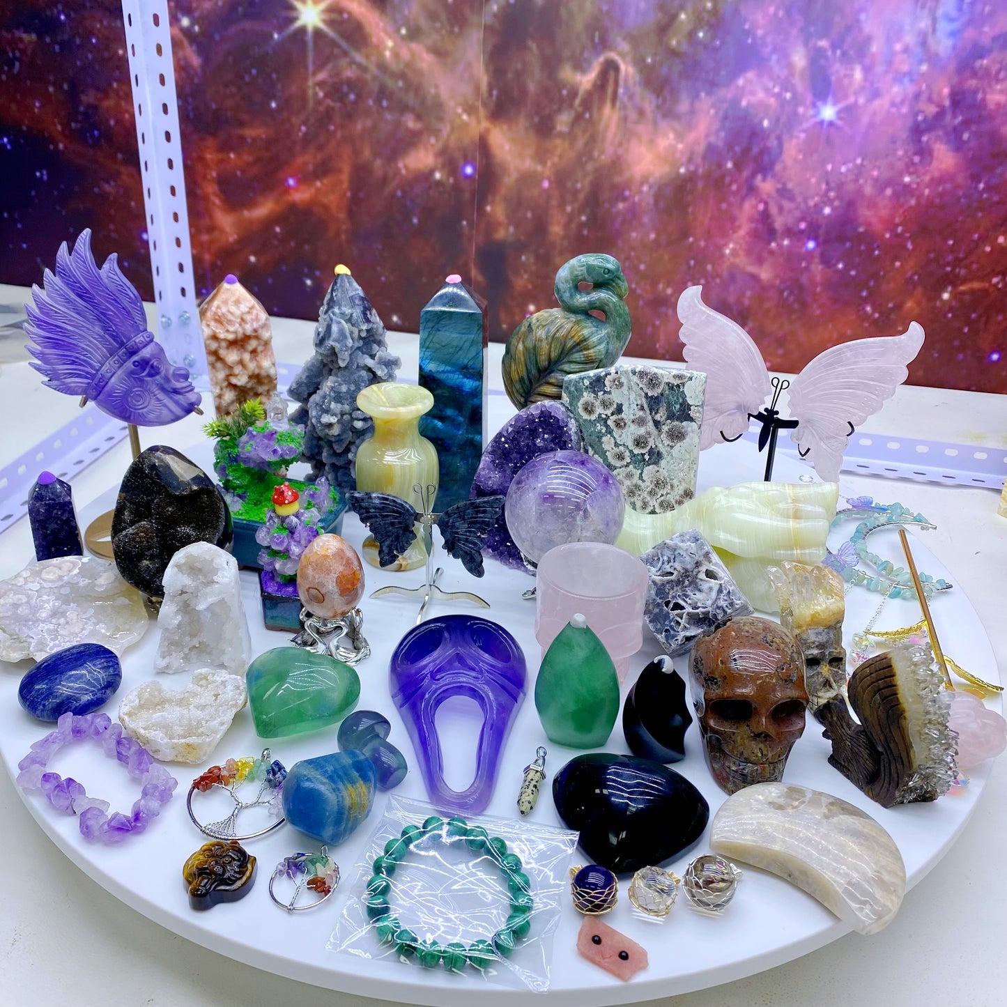 A Jessica's 50% OFF Crystals Towers Spheres Carvings Chips And Its Accessories (self-select)