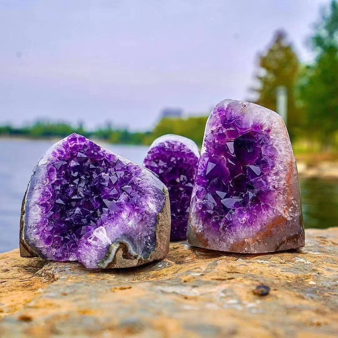 336 Semi-finished Natural Crystal scoop-geode crystal