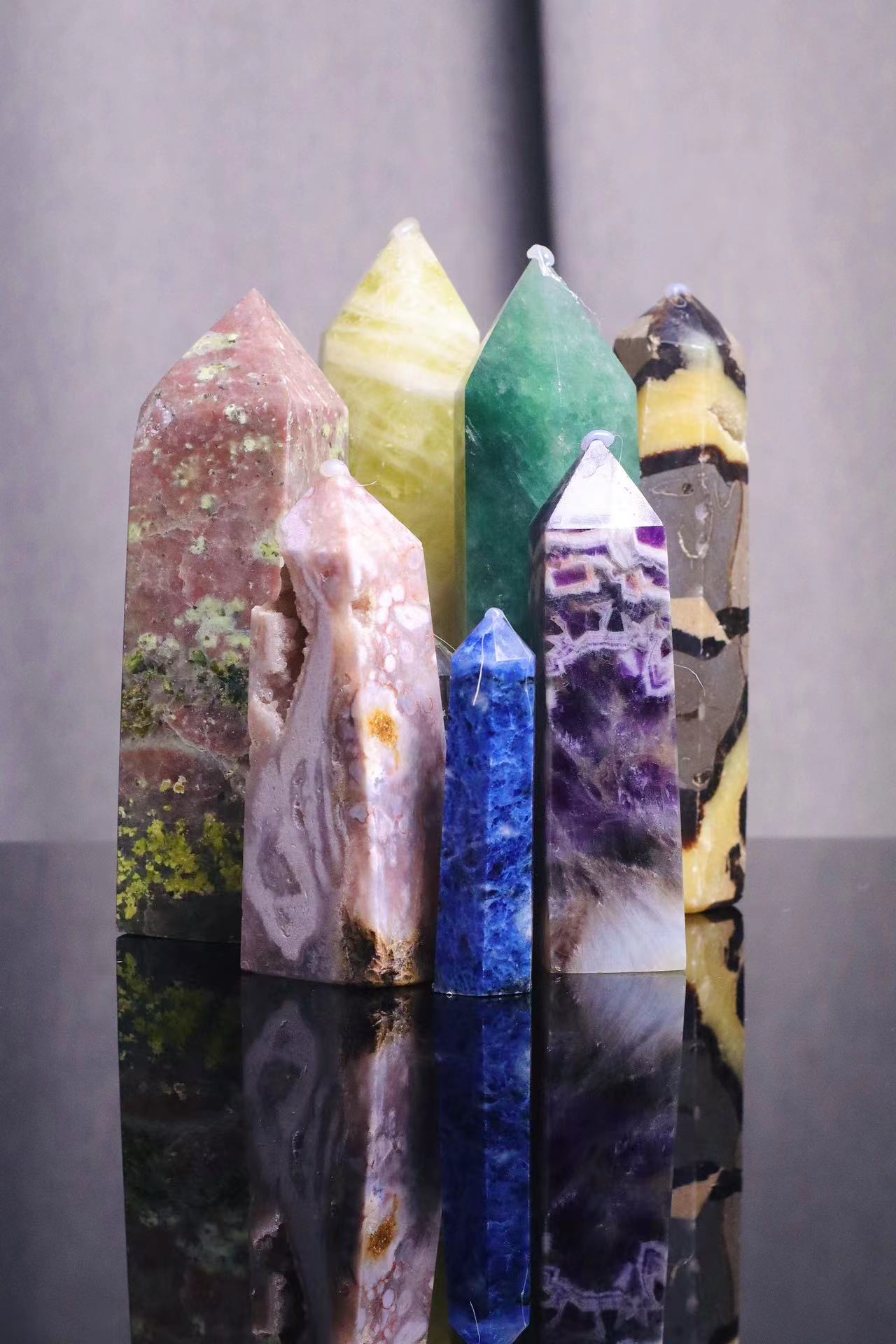 Crystal Feast! EVERYTHING UPGRADE,3 order can get a extra magic wand .Free shipping for 5 orders  { $9.9=1 order} quartz/jasper/marble/jade/tourmalindian and so on with tower/sphere/carving/cube shape/freeform/beads/artware