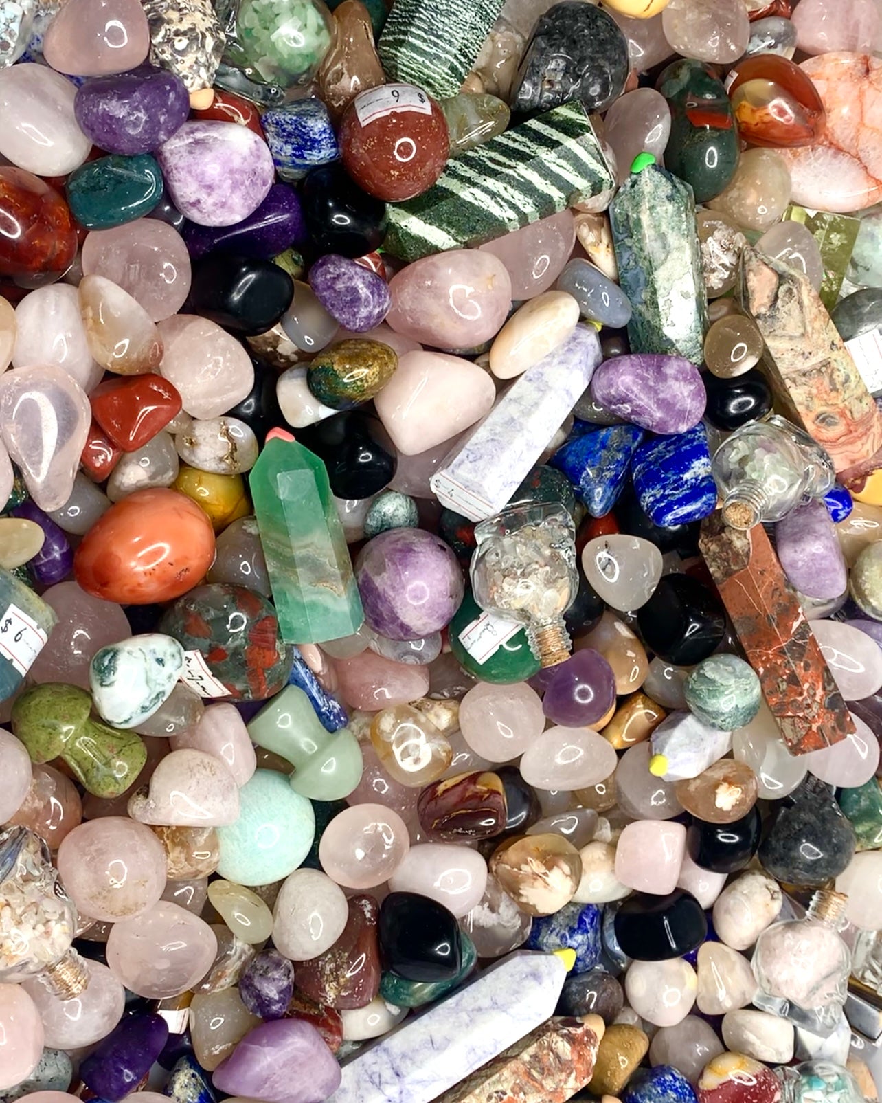 Linda's Crystal Party! Only $9.99 for 1 order! quartz/jasper/marble/jade/tourmaline/obsidian and so on with tower/sphere/carving/cube shape/freeform/beads/artware and so on.and benefits